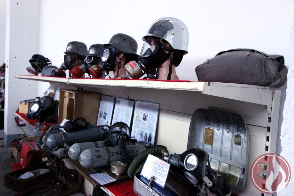 Ehrenabteilung KFV LDS nahm Alttechnik unter die Lupe - Feuerwehrmuseum Welzow