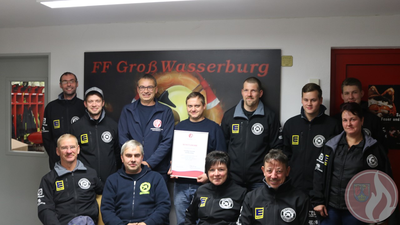 Übergabe der Berufungsurkunde durch den stellv. Vorsitzenden Edmond Krüger