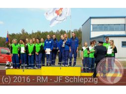 Siegerehrung Pokaldisziplin AK Mädchen 15-18 Jahre - 1. Platz JF Gehren = Landesmeister